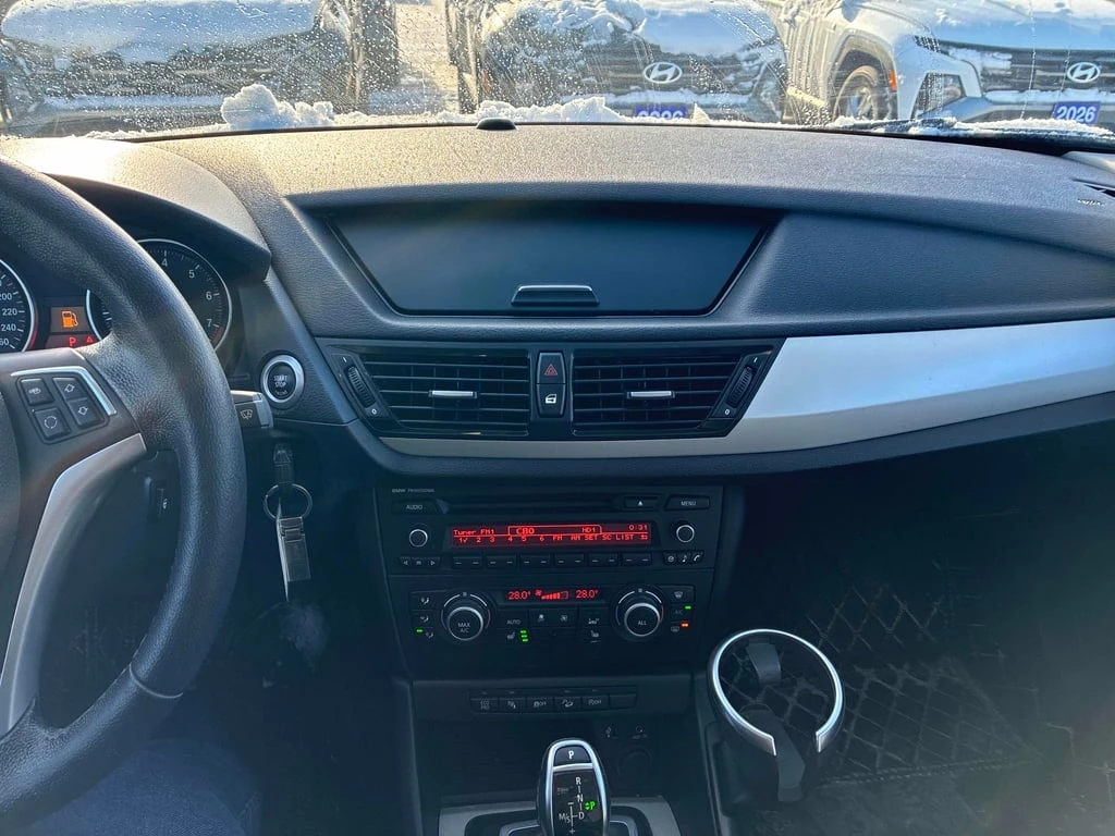 BMW X1 * xDrive28i * CARFAX * ��� ������������ ������ | Mobile.bg � ����������� 9