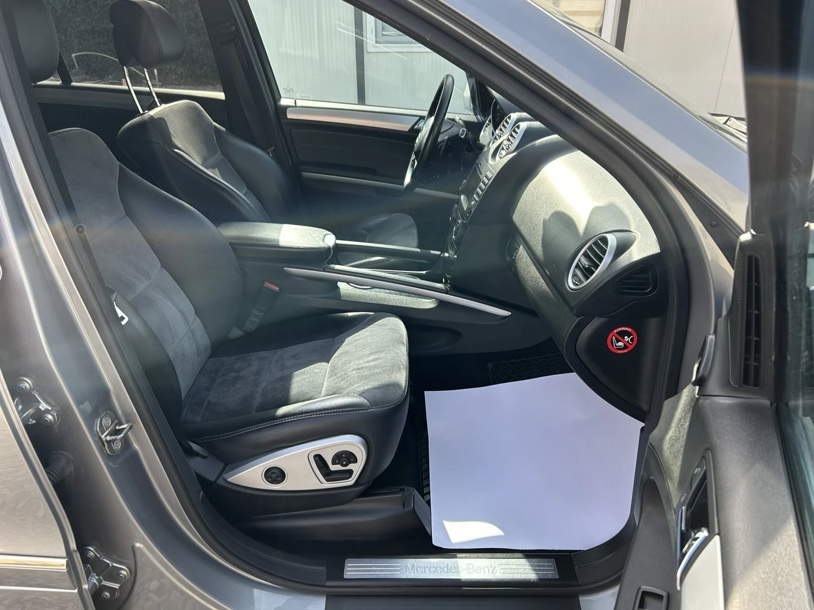 Mercedes-Benz ML 350, снимка 11 - Автомобили и джипове - 53730906