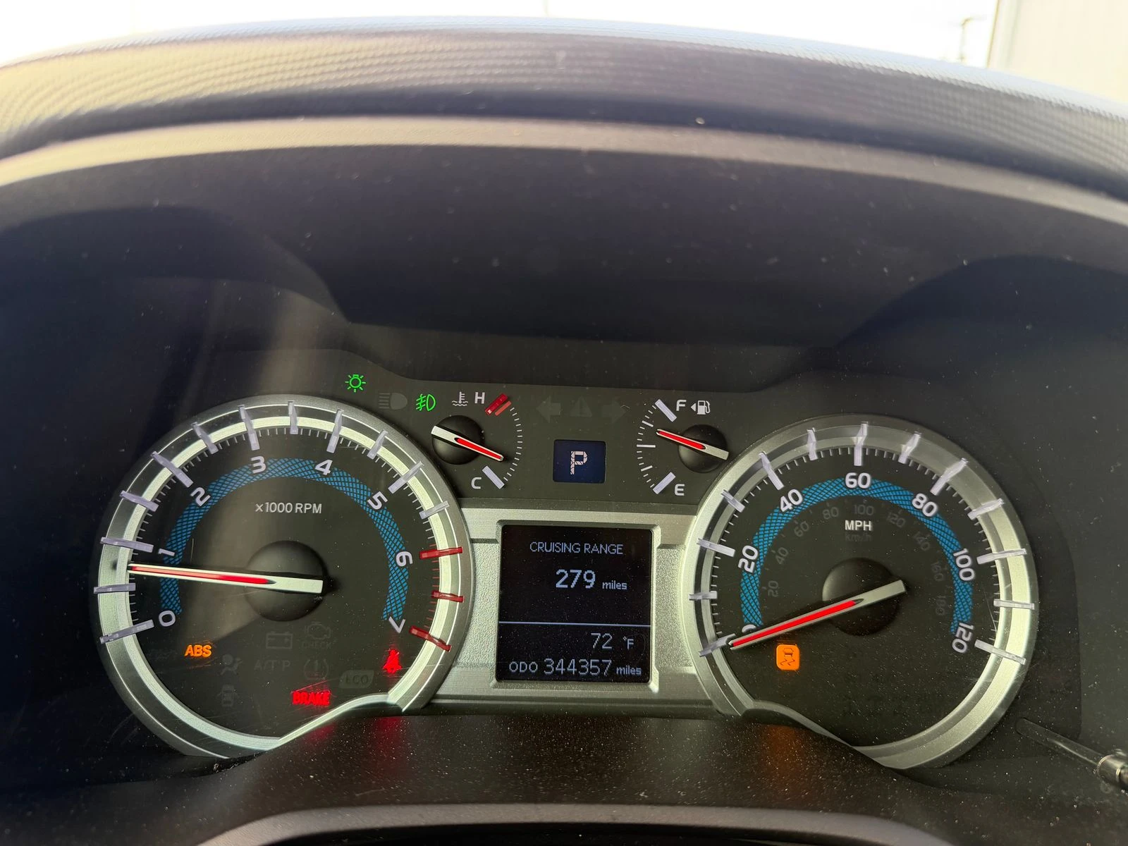 Toyota 4runner 4.0* V6* ЕДИН* СОБСТВЕНИК* ПОДГРЕВ* КАМЕРА* КЕЙЛЕС, снимка 13 - Автомобили и джипове - 53802546