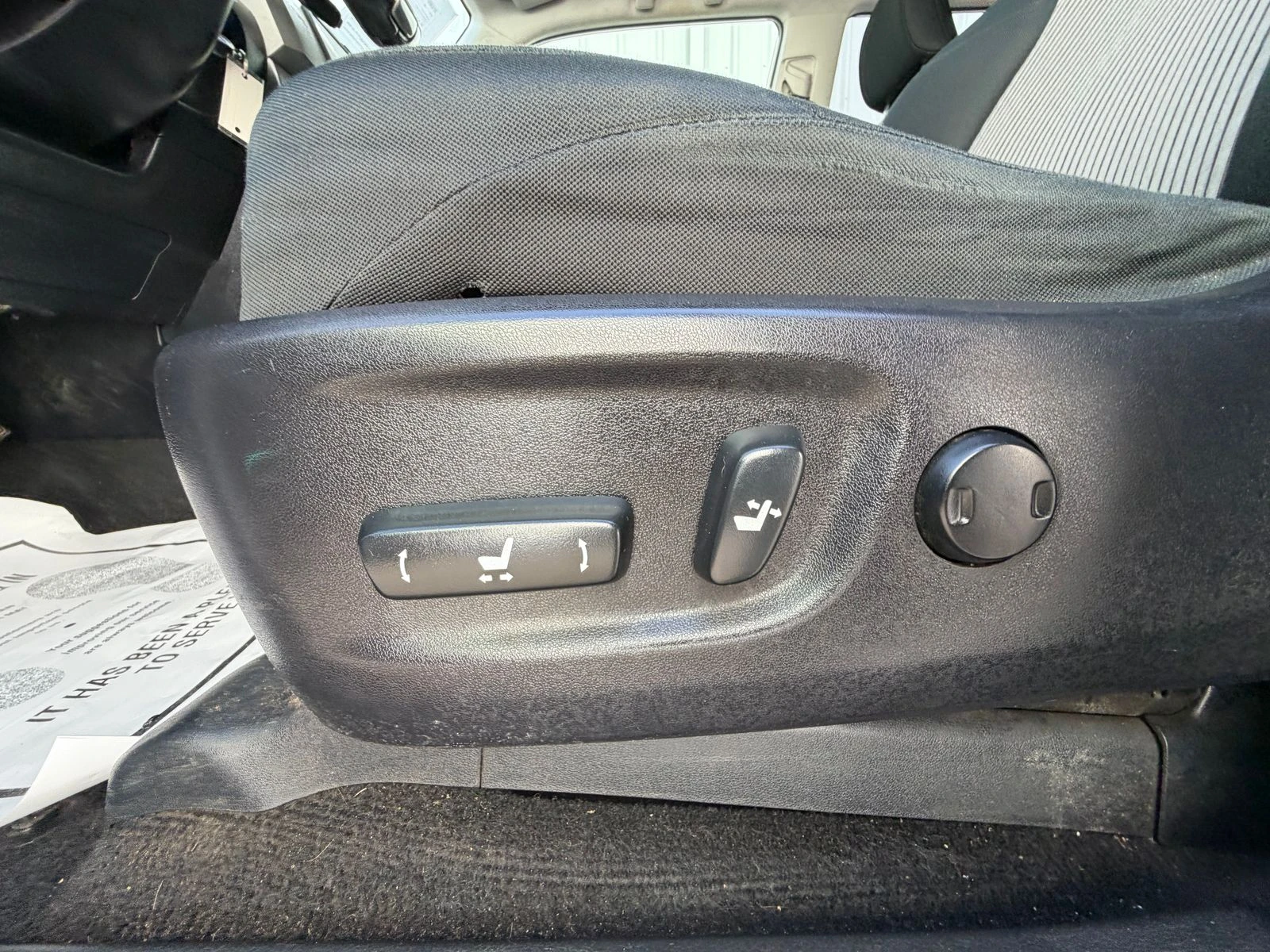 Toyota 4runner 4.0* V6* ЕДИН* СОБСТВЕНИК* ПОДГРЕВ* КАМЕРА* КЕЙЛЕС, снимка 15 - Автомобили и джипове - 53802546