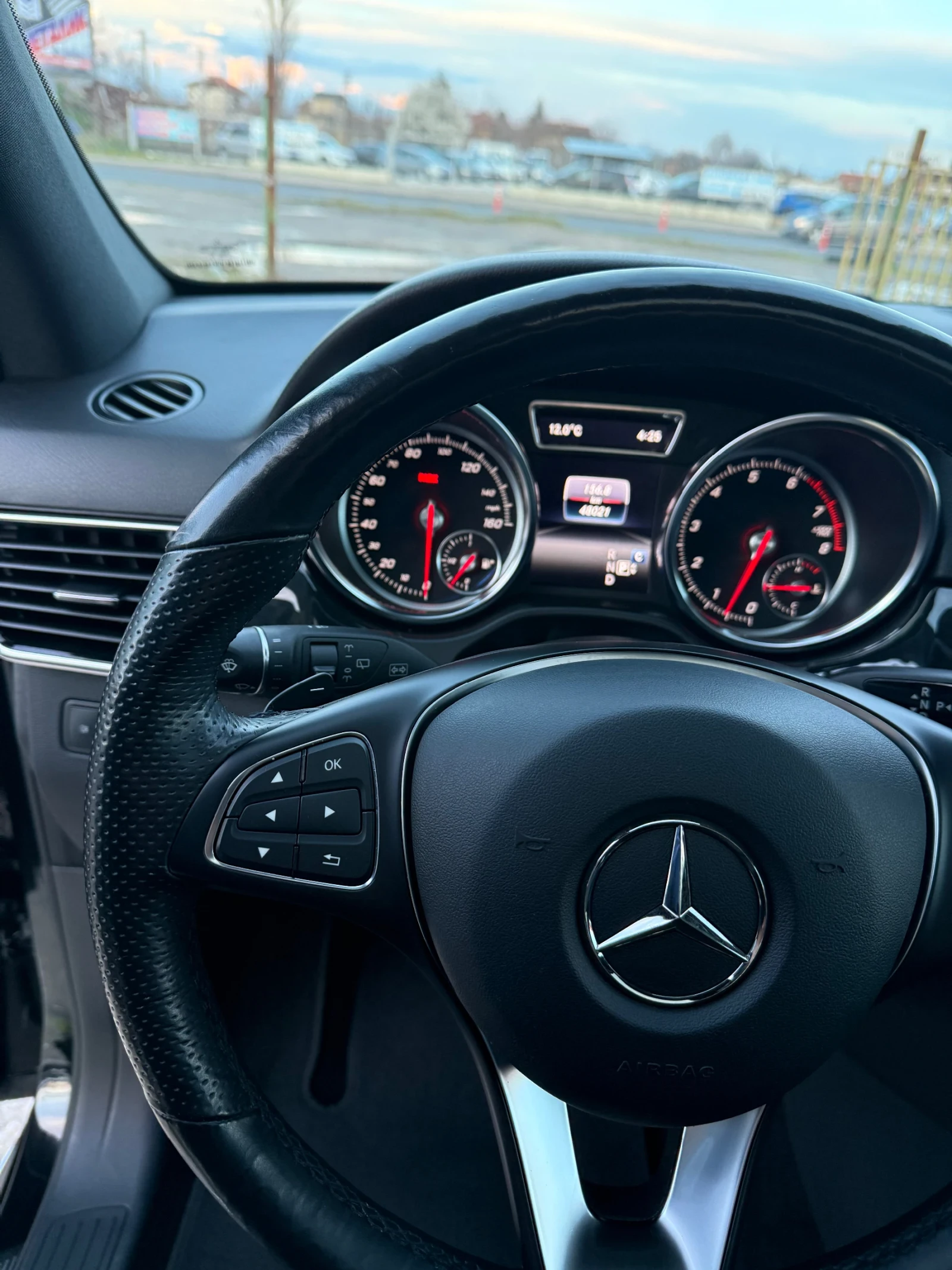 Mercedes-Benz GLE 350, снимка 9 - Автомобили и джипове - 54024910