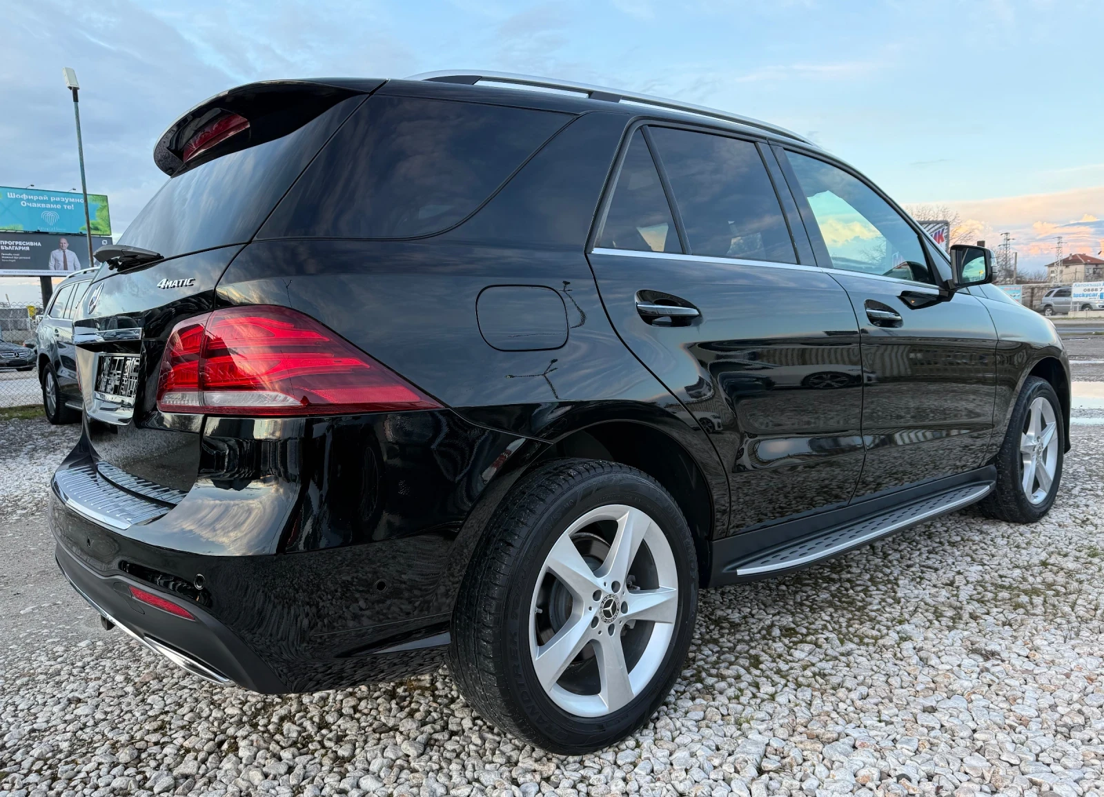 Mercedes-Benz GLE 350, снимка 6 - Автомобили и джипове - 54024910