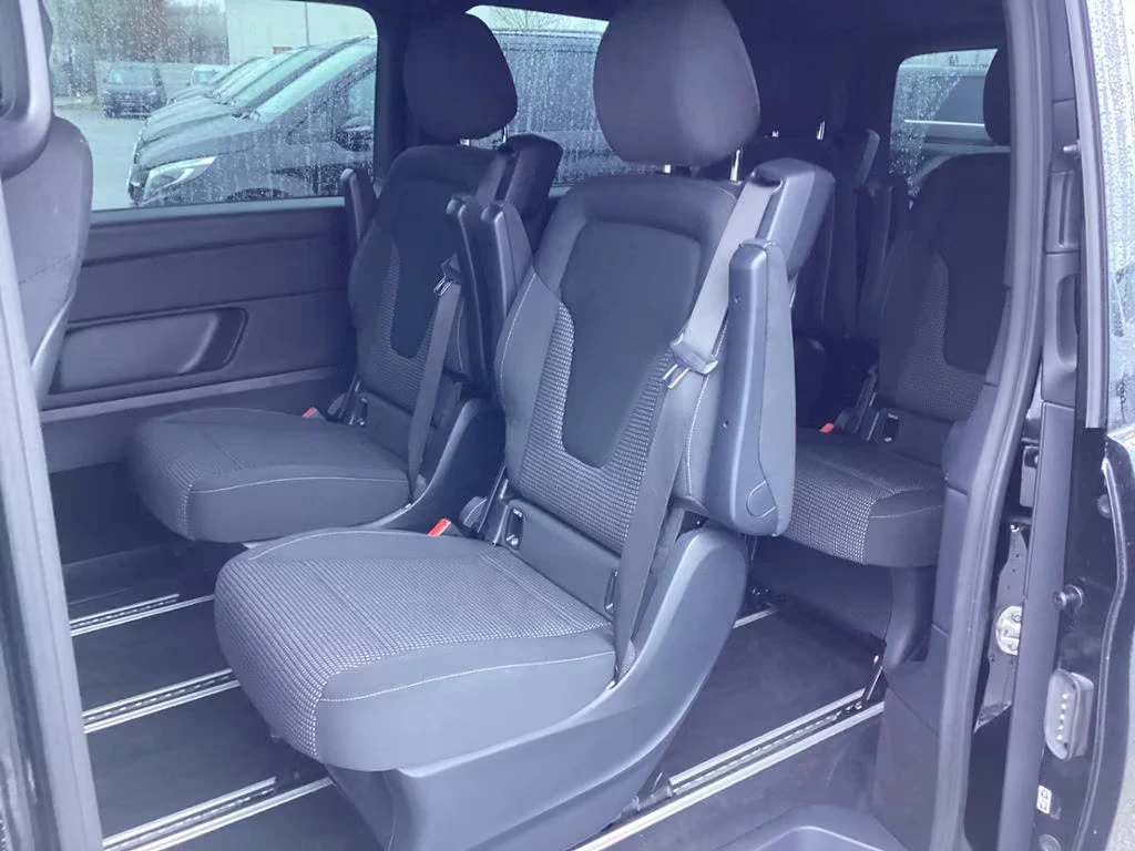 Mercedes-Benz EQV 300LONG/204HP/MBUX/360/NAVI/169q, снимка 13 - Автомобили и джипове - 54220024