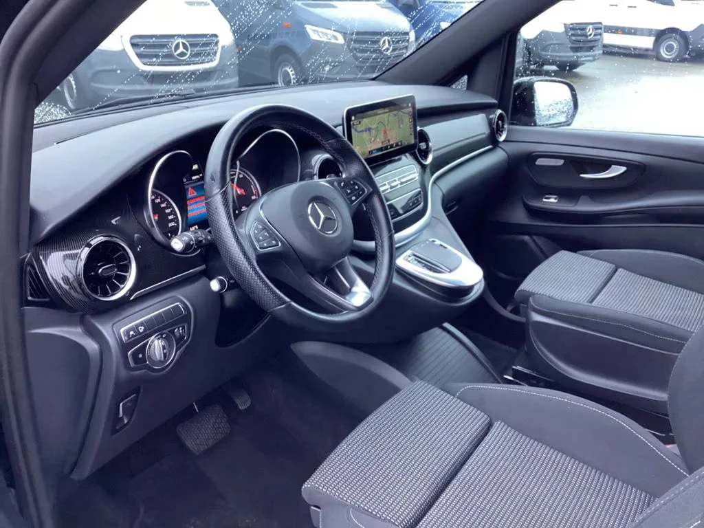 Mercedes-Benz EQV 300LONG/204HP/MBUX/360/NAVI/169q, снимка 6 - Автомобили и джипове - 54220024