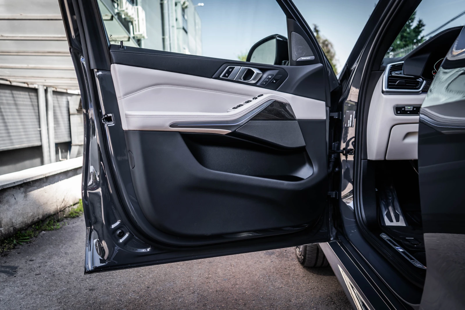 BMW X5 M SPORT Pro, H/K, Laser, Pano, Individual, снимка 15 - Автомобили и джипове - 54227964