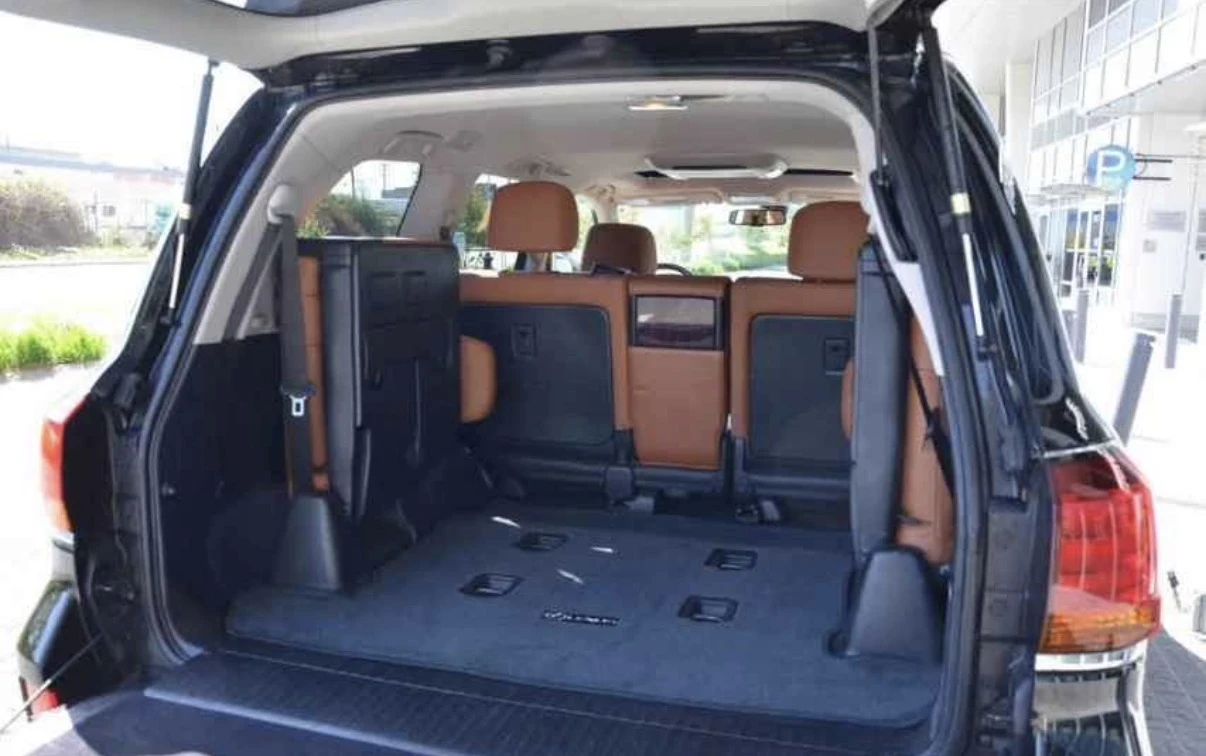 Lexus LX 570 5.7 V8 * 7 МЕСТА * ОБДУХВАНЕ * КАМЕРА * ЦЕНА ДО БГ, снимка 12 - Автомобили и джипове - 54336319