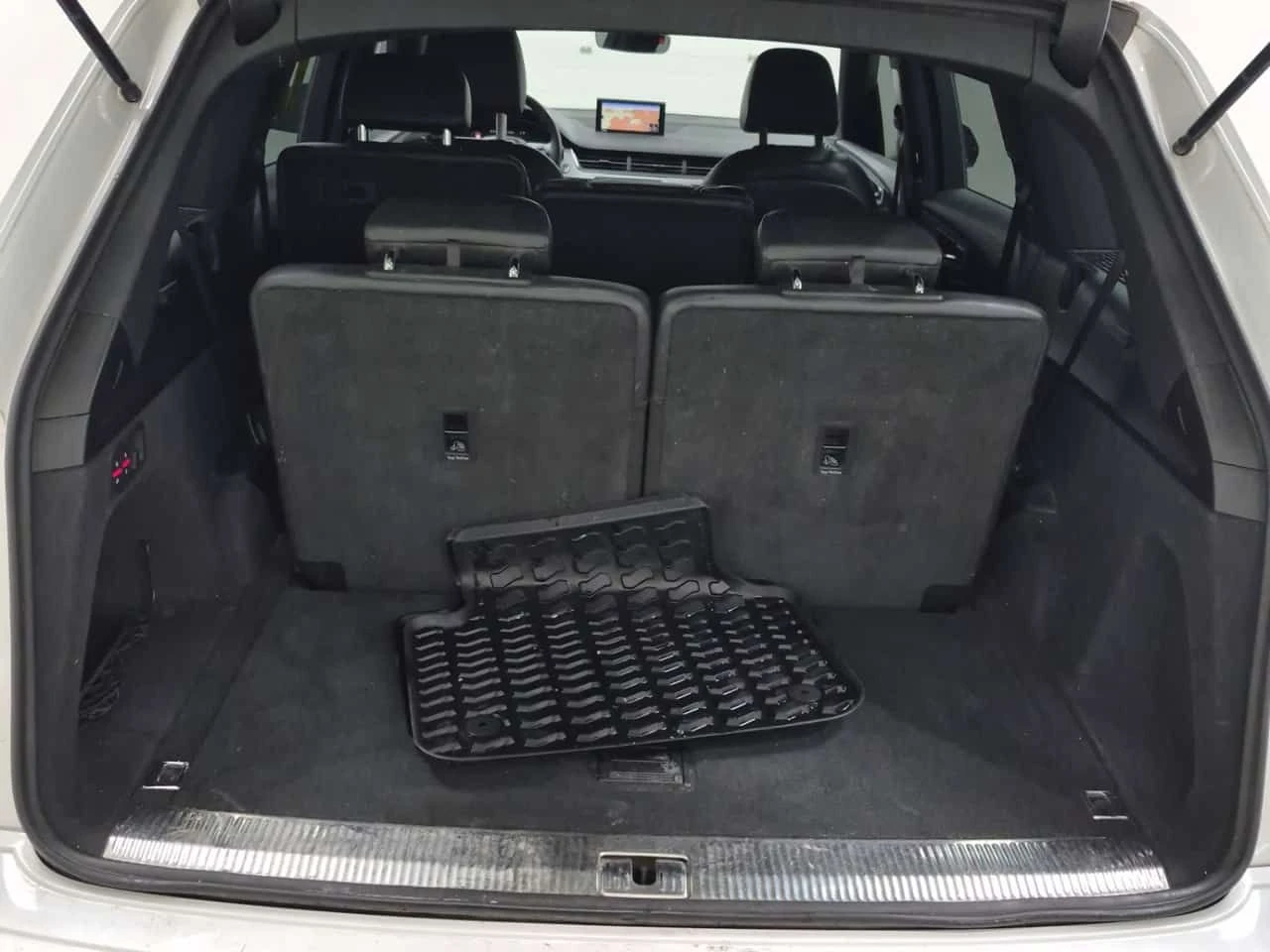 Audi Q7 * TECHNIK * CARFAX * ЦЕНА ДО БГ, снимка 14 - Автомобили и джипове - 54738376
