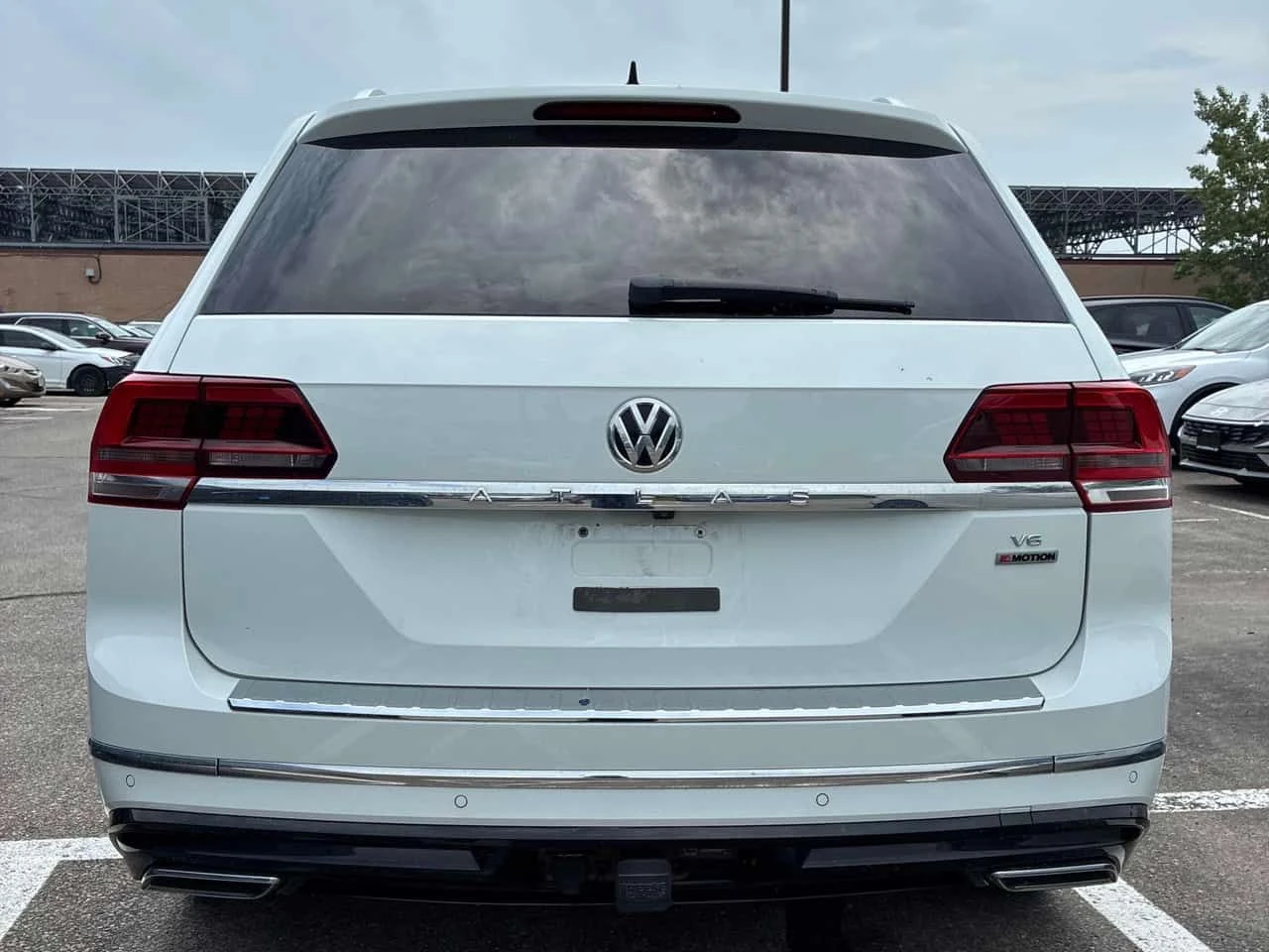 VW Atlas * Execline * CARFAX * БЕЗ ПЪРВОНАЧАЛНА ВНОСКА, снимка 4 - Автомобили и джипове - 54840754