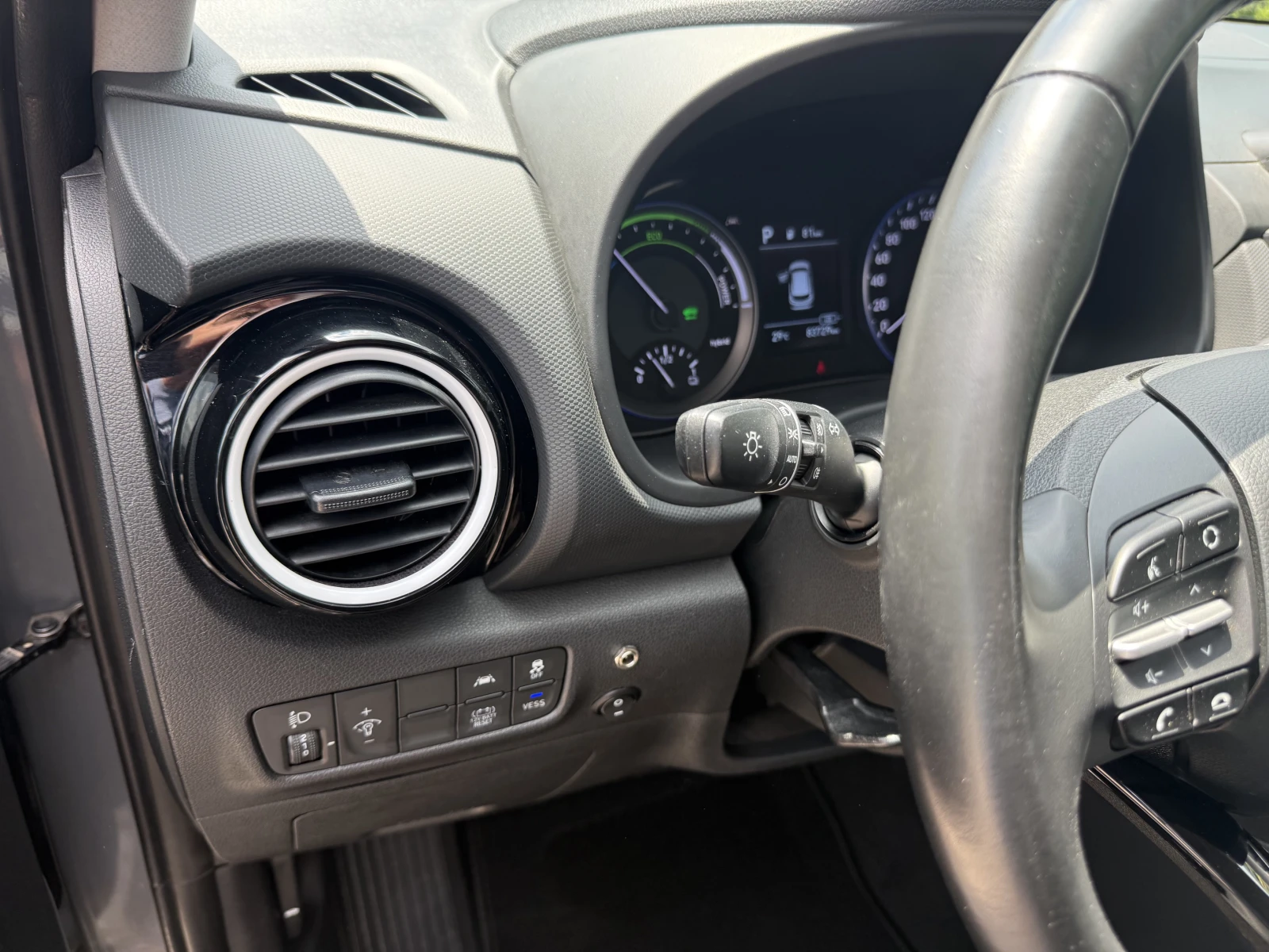 Hyundai Kona 1.6i HYBRID.83000км., снимка 9 - Автомобили и джипове - 55153973