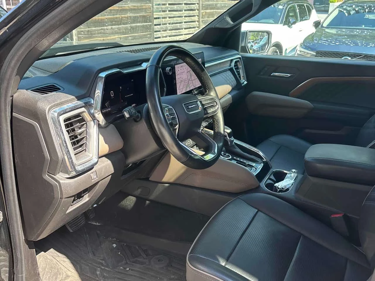 Gmc Canyon * Denali * CARFAX * ����� �� �����������  | Mobile.bg � ����������� 5