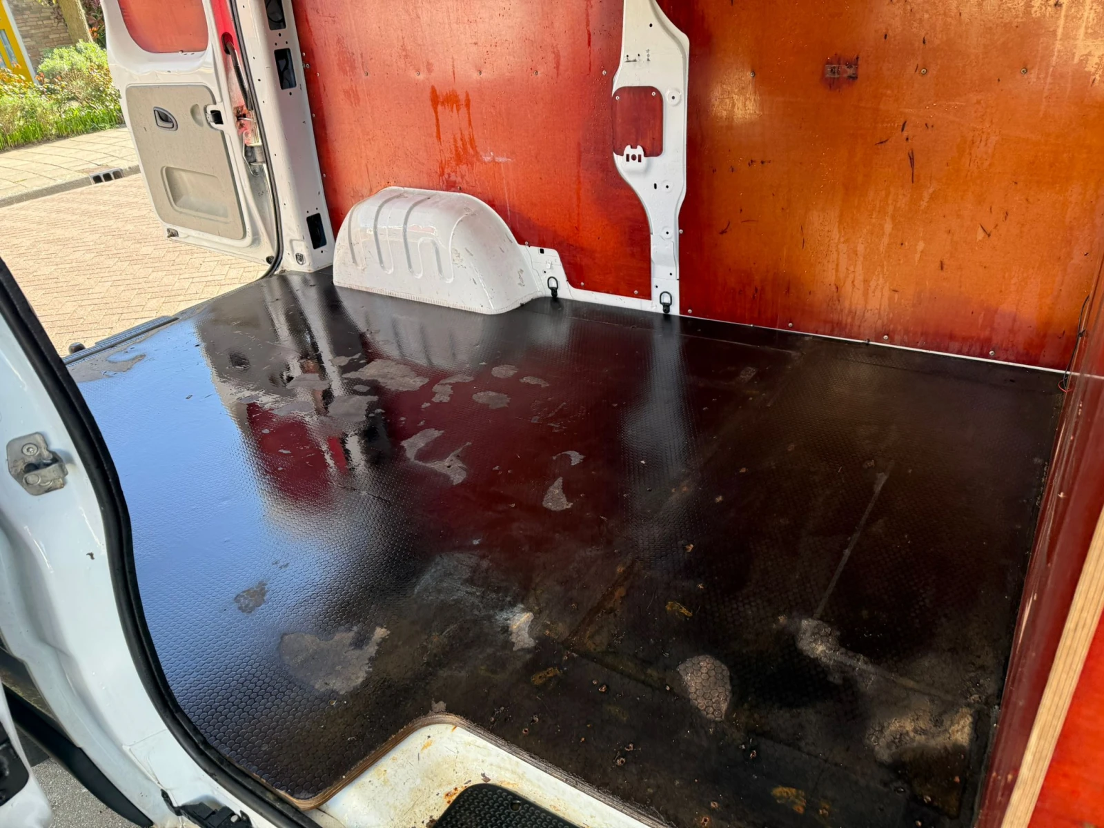 Opel Vivaro, снимка 7 - Бусове и автобуси - 54239450