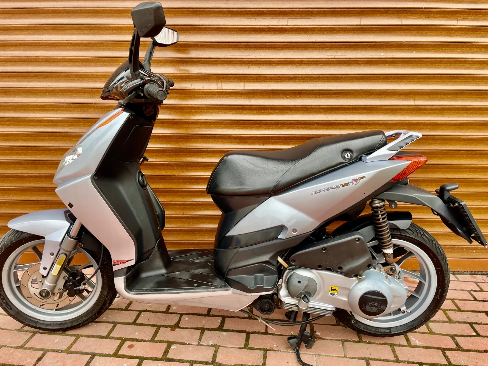Aprilia 125 Sportcity 125 - изображение 6