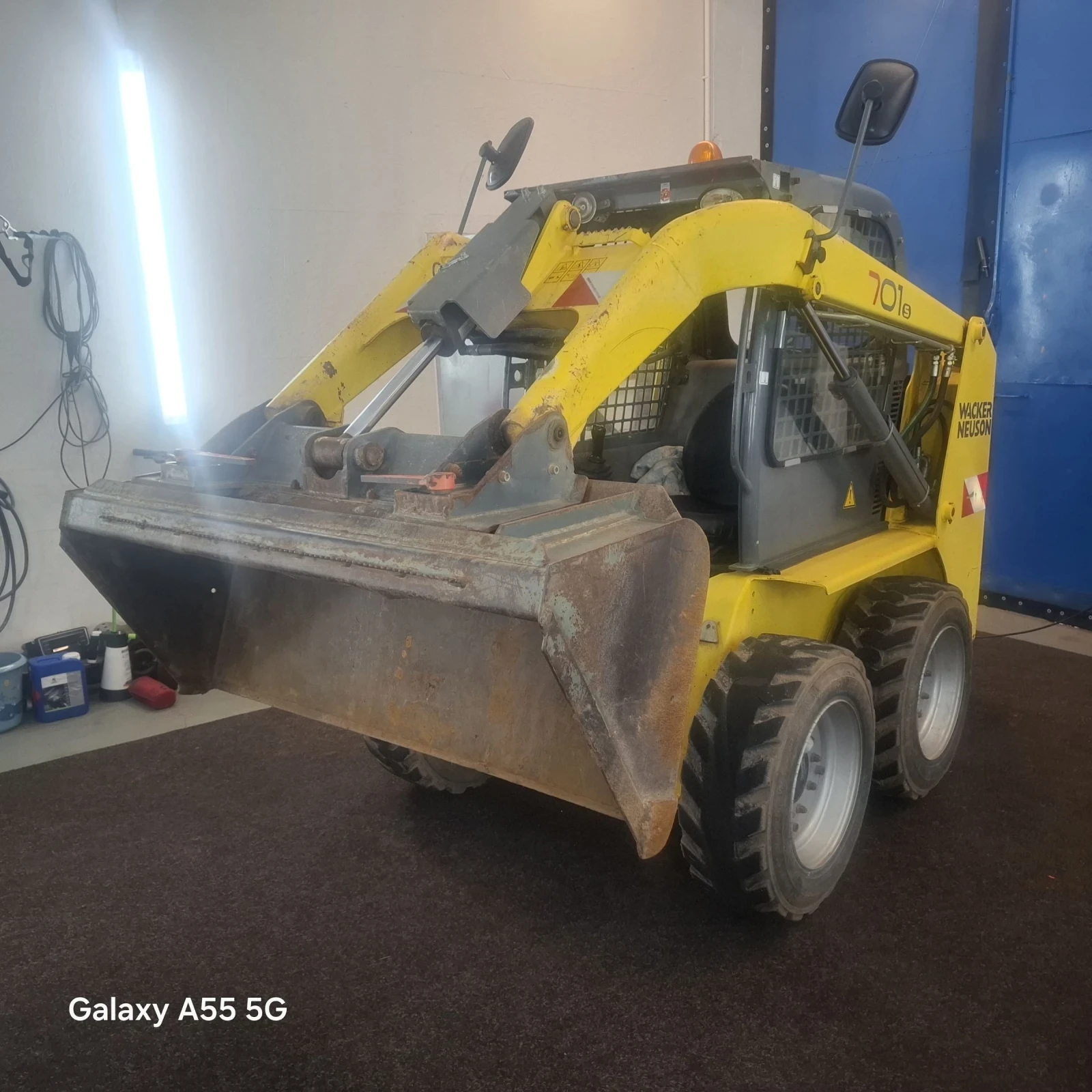 Мини челни товарачи Друга NEUSON 701S 46kc.