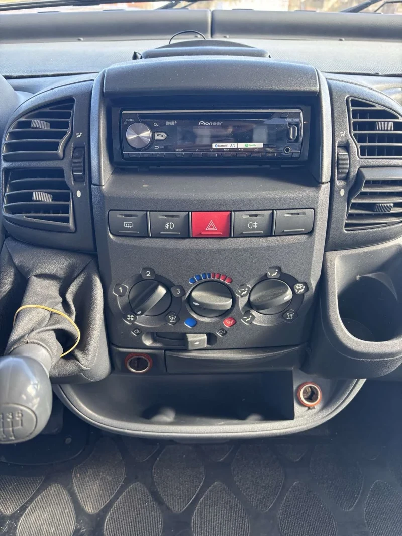 Кемпер HYMER / ERIBA 524, снимка 7 - Каравани и кемпери - 52877666