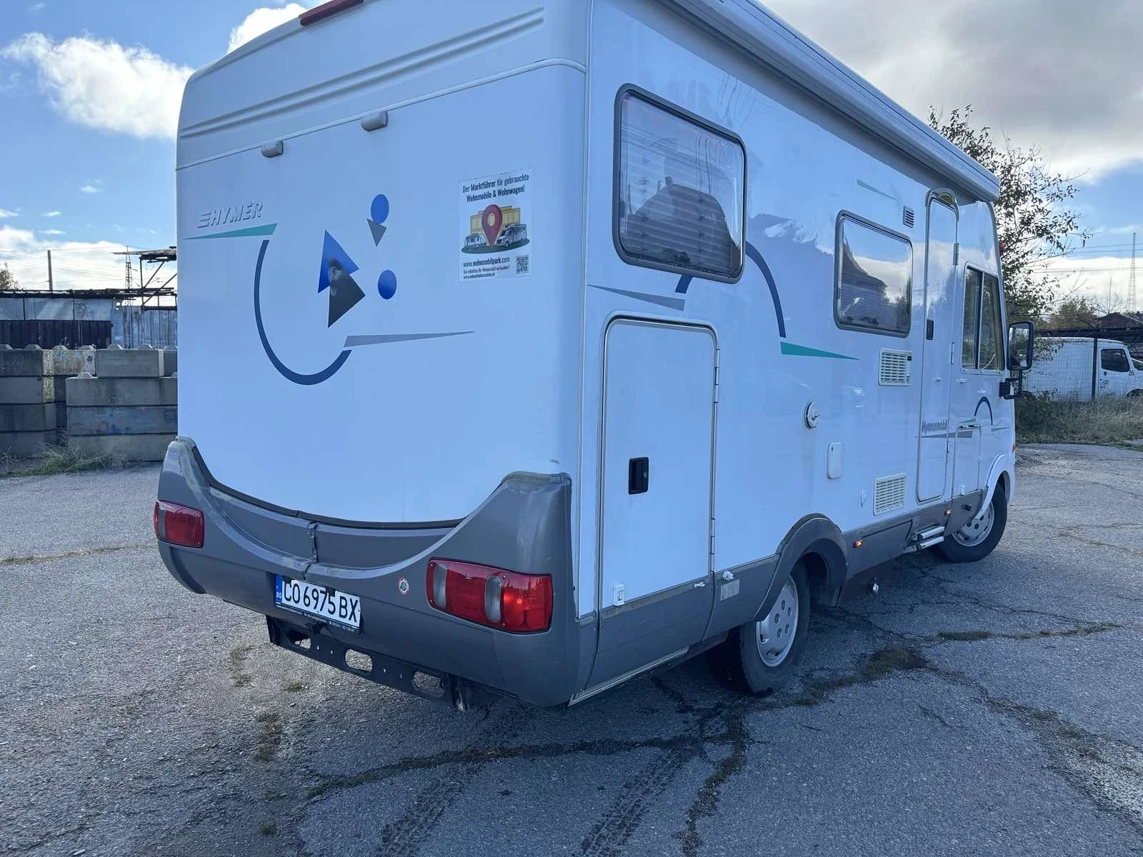 Кемпер HYMER / ERIBA 524 - изображение 3