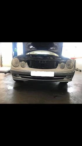W211 E-class AVANTGARDE предна броня , снимка 2