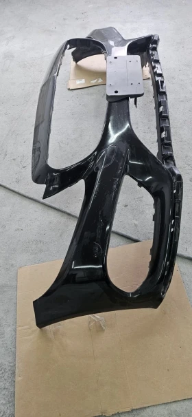 Предна броня за MERCEDES C 300 AMG, снимка 4