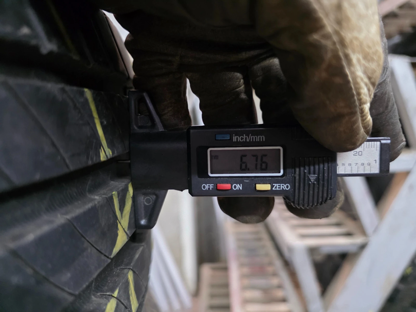 Гуми Летни 205/55R16, снимка 4 - Гуми и джанти - 55496816