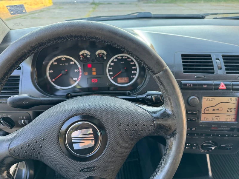 Seat Ibiza, снимка 7 - Автомобили и джипове - 47297188