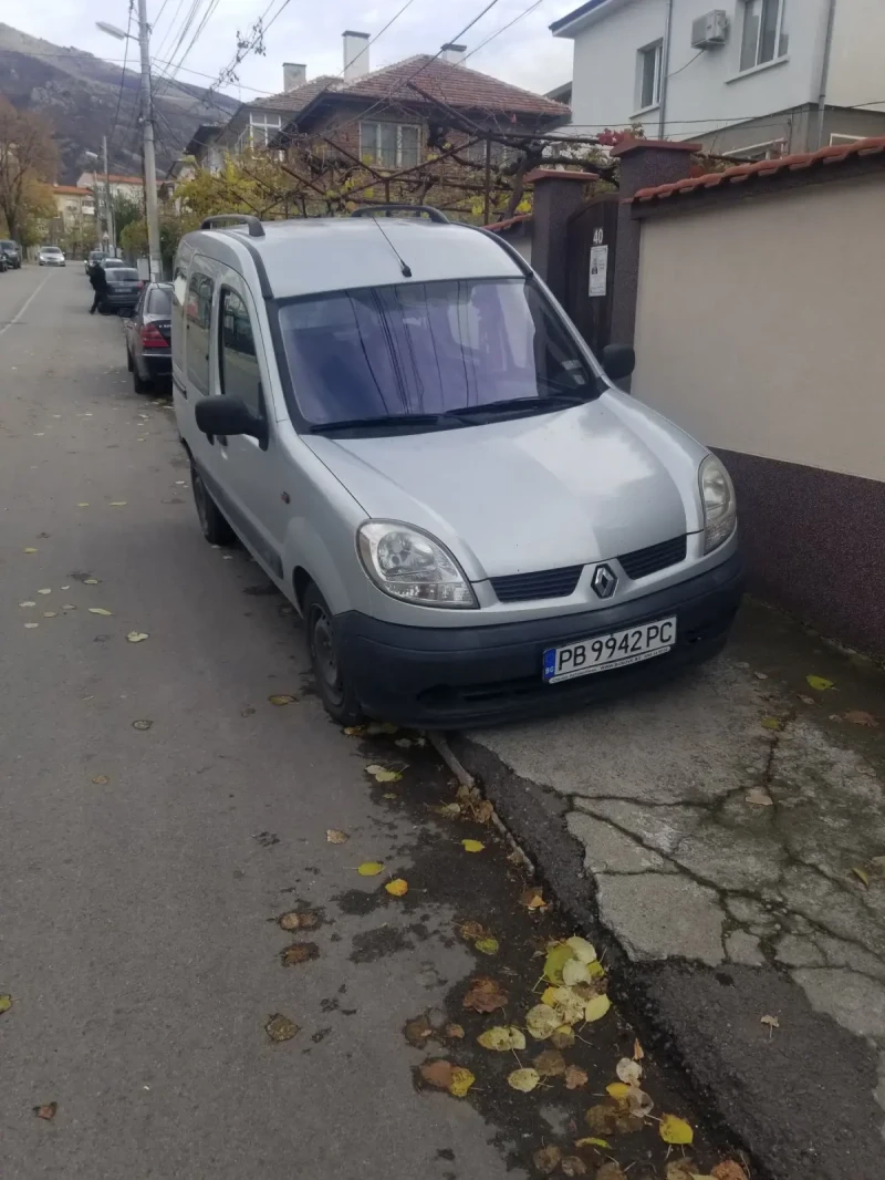 Renault Kangoo 1.5 DCI климатик, снимка 1 - Автомобили и джипове - 48048829