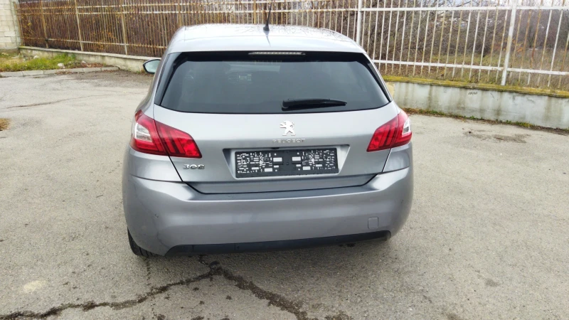 Peugeot 308 1.2i STT Швейцария, снимка 4 - Автомобили и джипове - 48309774