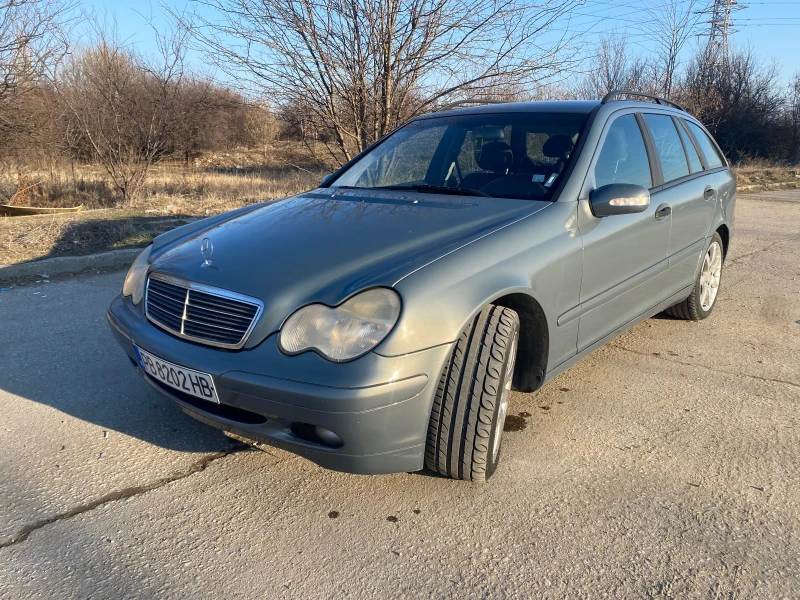 Mercedes-Benz 220, снимка 1 - Автомобили и джипове - 49020023