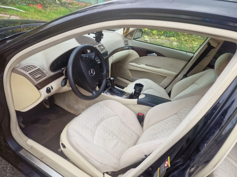 Mercedes-Benz E 270 W211, снимка 4 - Автомобили и джипове - 52366147