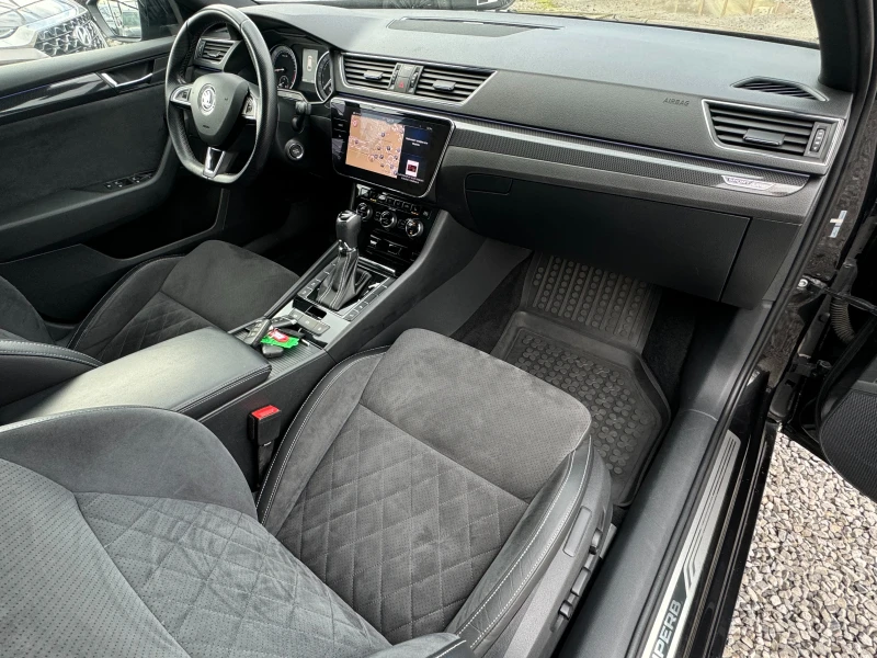 Skoda Superb 2.0TDI ! SportLine ! SWISS !, снимка 11 - Автомобили и джипове - 52501829