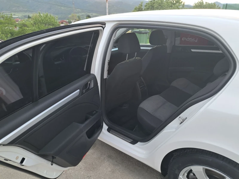 Skoda Superb 2.0 Дизел, снимка 8 - Автомобили и джипове - 52667508