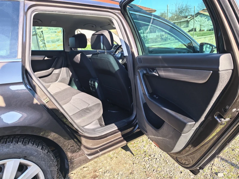 VW Passat 2.0tdi, снимка 8 - Автомобили и джипове - 52969387