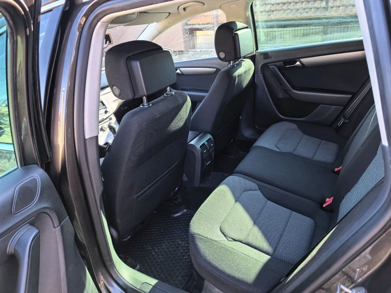 VW Passat 2.0tdi, снимка 6 - Автомобили и джипове - 52969387