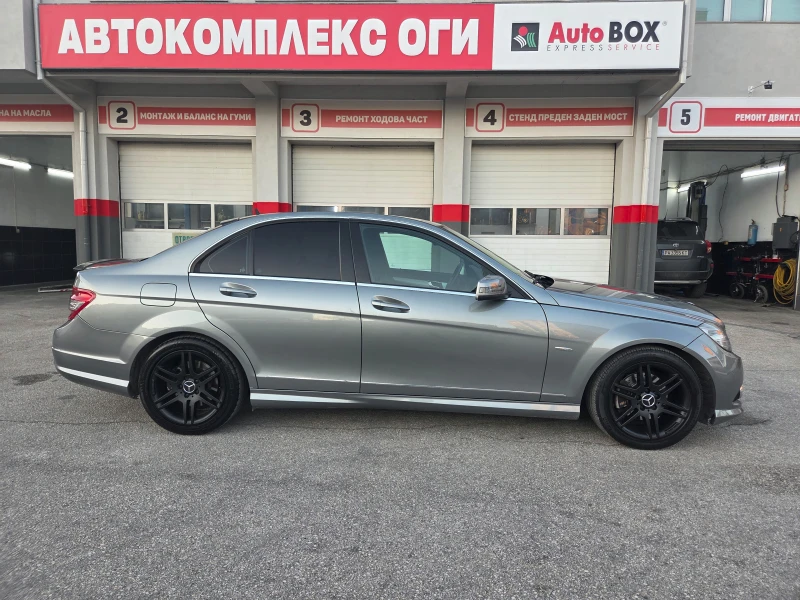 Mercedes-Benz C 220 AMG, снимка 6 - Автомобили и джипове - 52764719