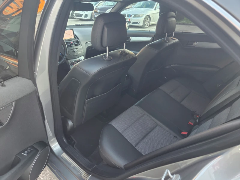 Mercedes-Benz C 220 AMG, снимка 16 - Автомобили и джипове - 52764719