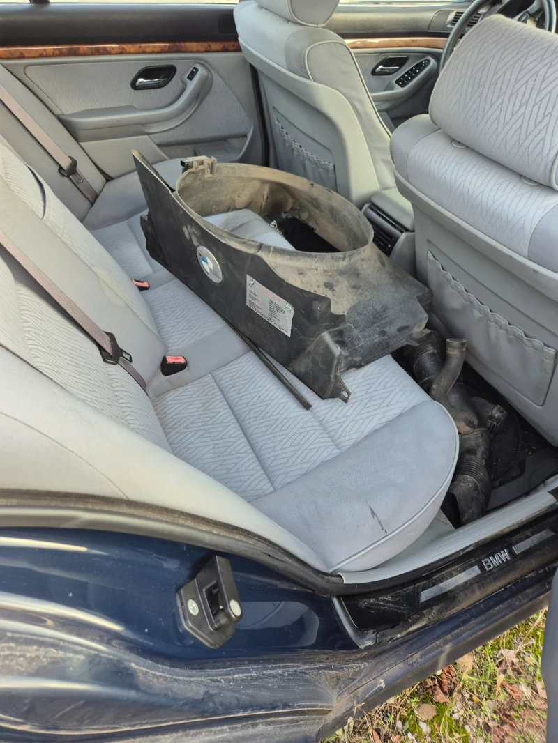 BMW 520 На части, снимка 2 - Автомобили и джипове - 52903836