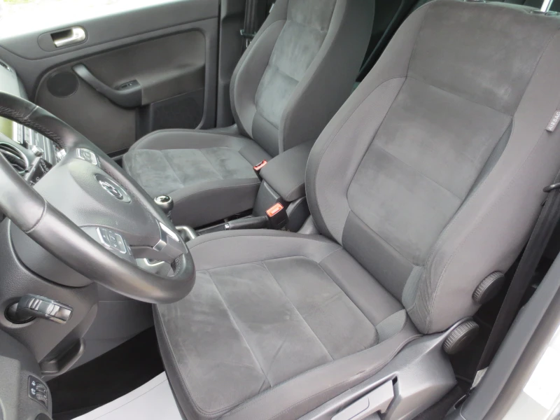 VW Golf Plus 1.6 TDI, снимка 10 - Автомобили и джипове - 53230586