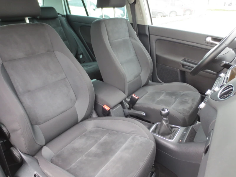 VW Golf Plus 1.6 TDI, снимка 15 - Автомобили и джипове - 53230586