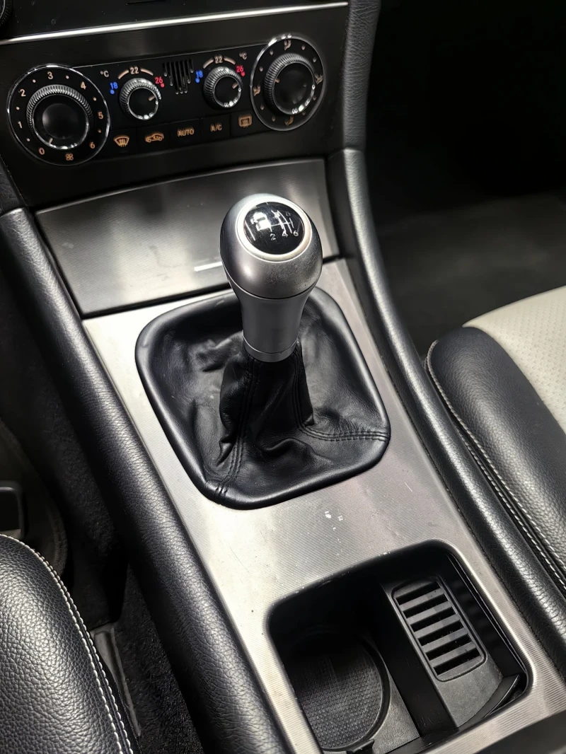 Mercedes-Benz C 200 CDI* КОЖА* РЕГ* ПОДГРЕВ* МУЛТИ* РЕАЛНИ КМ* ПЕРФЕКТ, снимка 7 - Автомобили и джипове - 53562740