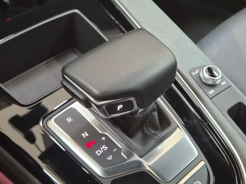 Audi A4 40 TDI Quattro Premium| 204к.с.| ВКЛ.ТЕХНОТЕСТ, снимка 9 - Автомобили и джипове - 55119179