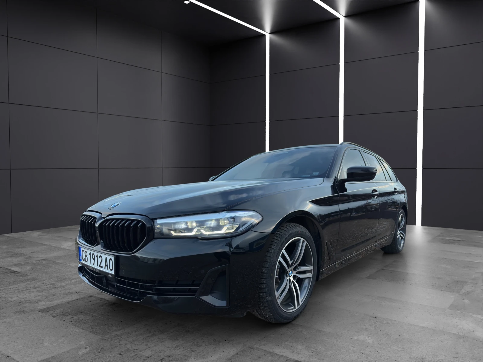 BMW 520 D* НАЛИЧНА* FACELIFT* Теглич* Комби* ЛИЗИНГ*  - изображение 3