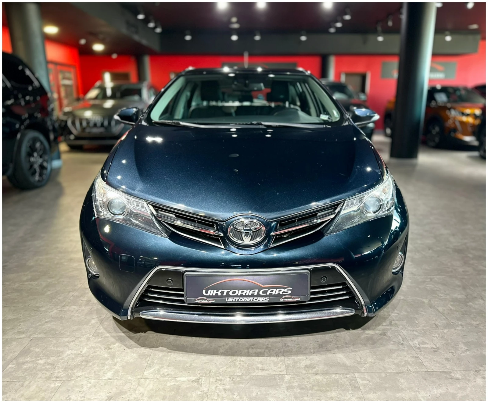 Toyota Auris  - изображение 2