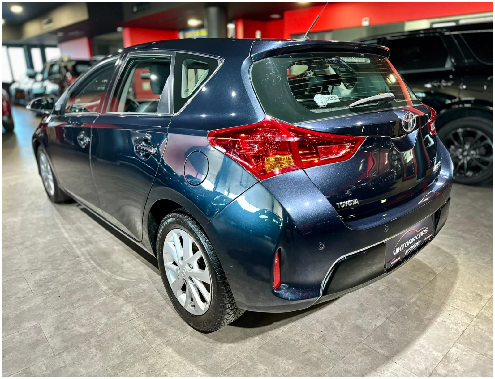 Toyota Auris  - изображение 4