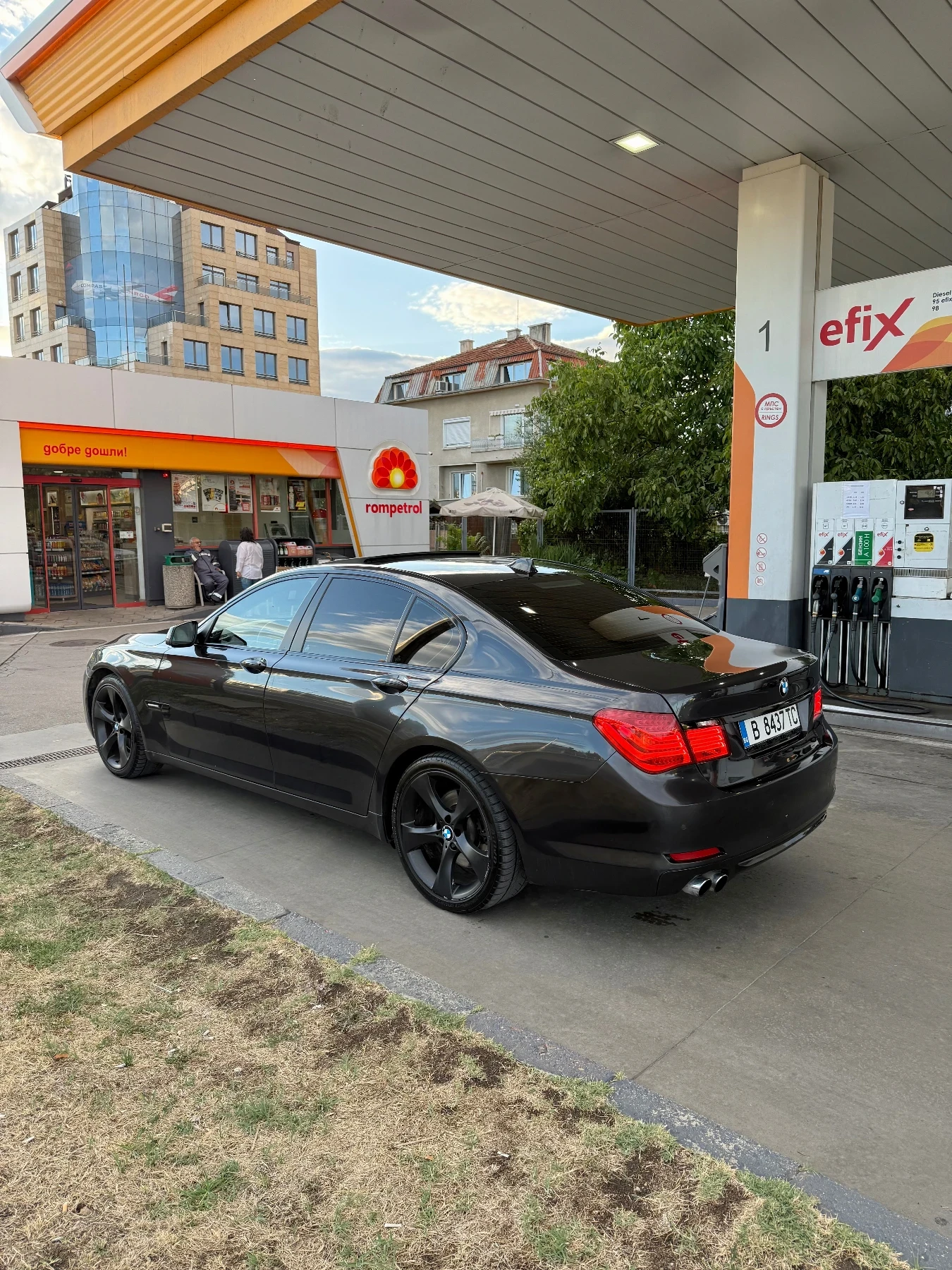 BMW 730  - изображение 9