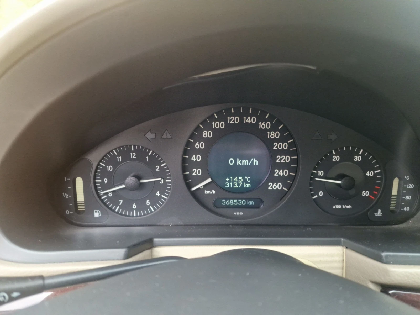 Mercedes-Benz E 270 W211 | Mobile.bg   14