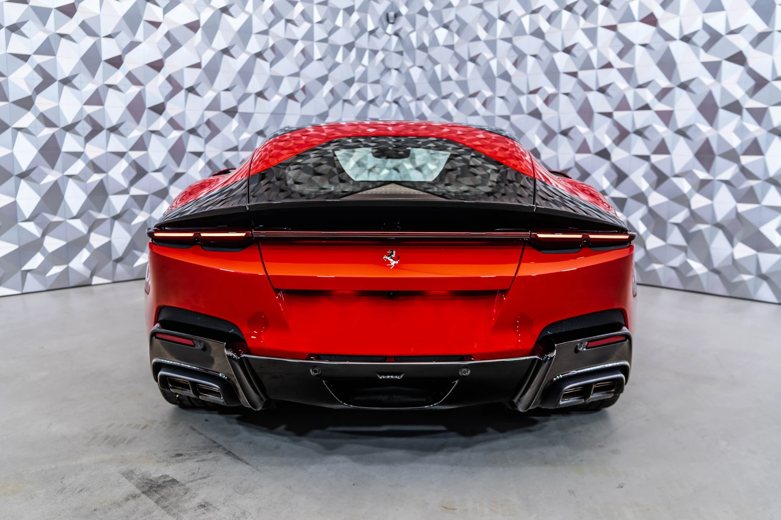 Ferrari 12 Cilindri spider Coupe Rosso Corsa / Cuoio interior - изображение 5