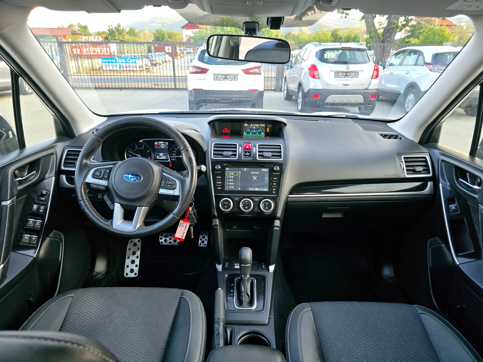 Subaru Forester 2.0D, 147к.с., Кожа, Подгрев, Камера, Автомат! - изображение 9