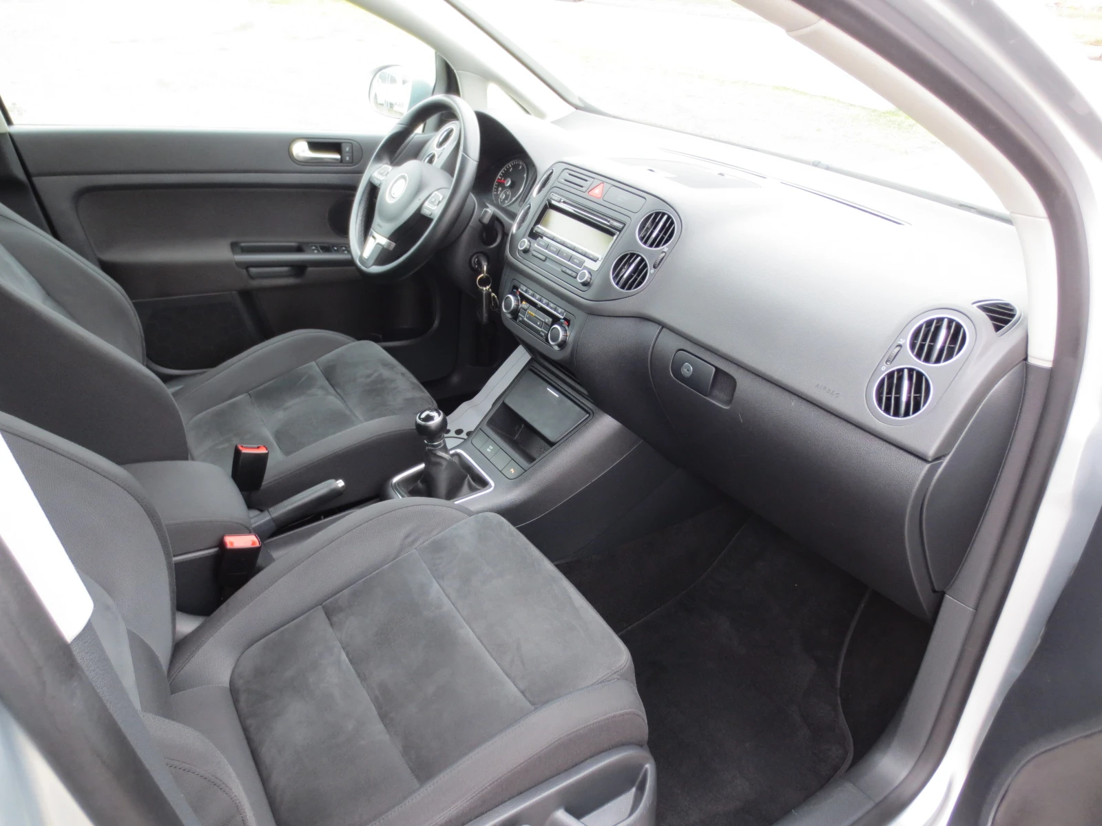 VW Golf Plus 1.6 TDI | Mobile.bg � ����������� 14