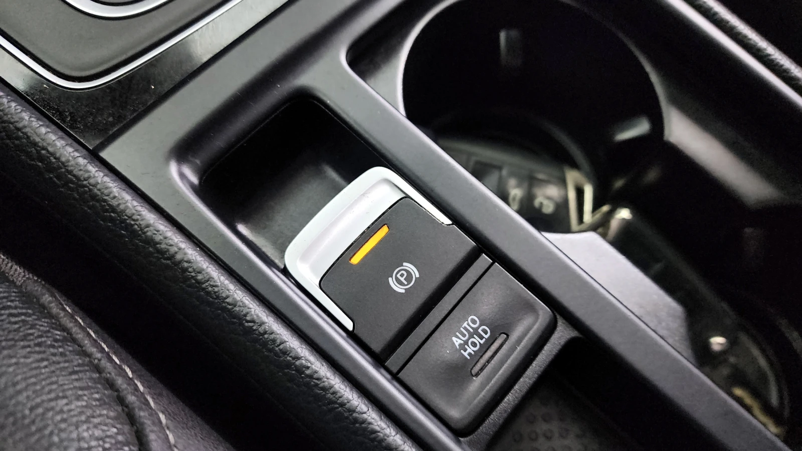 VW Golf 2.0TDI PREMIUM autogeorge.com | Mobile.bg � ����������� 16