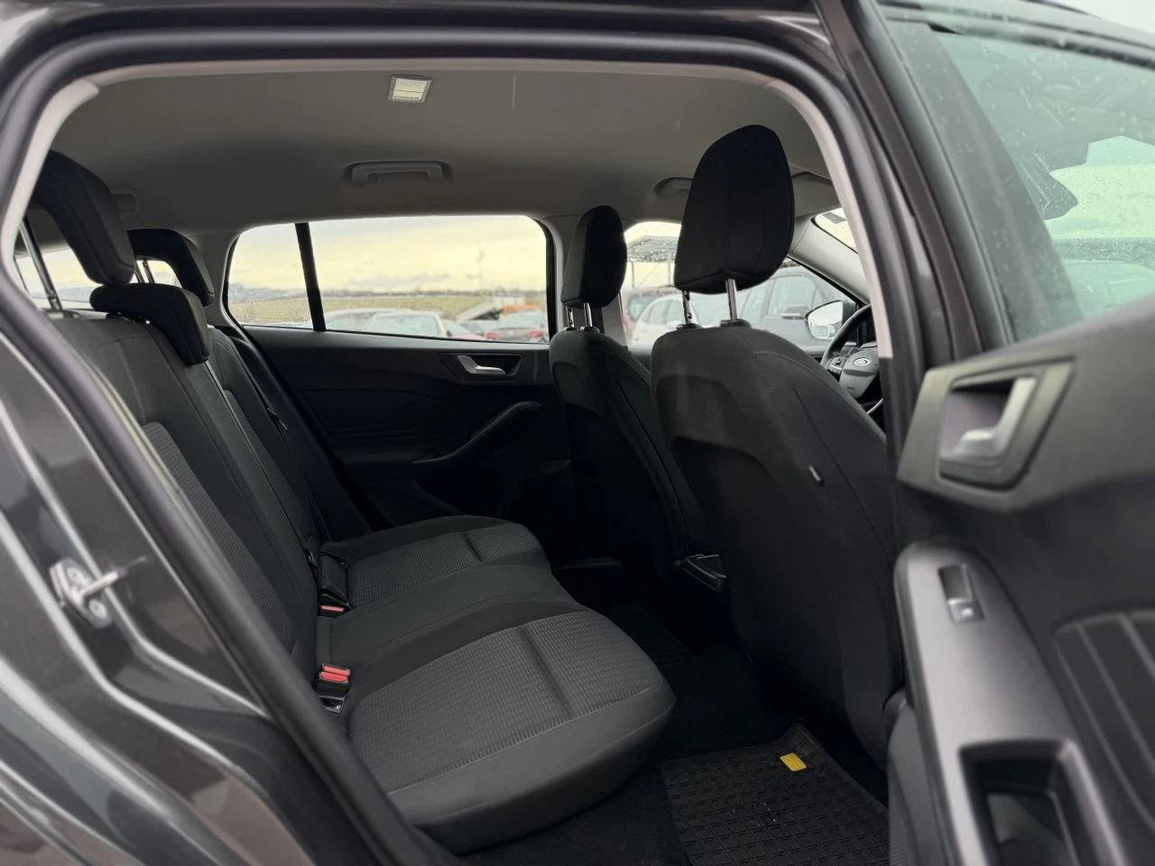 Ford Focus 1.5 EcoBlue | Mobile.bg � ����������� 12