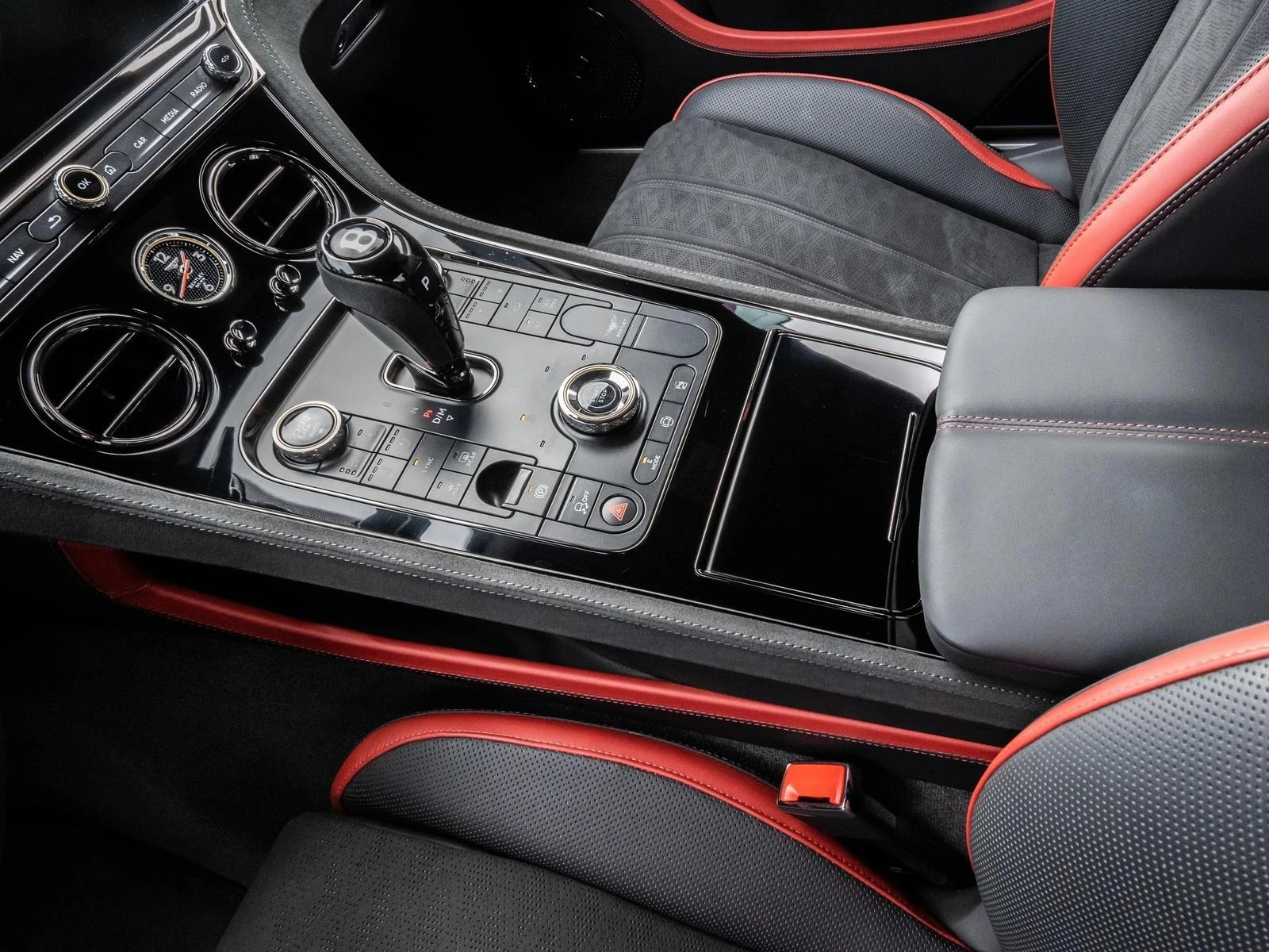 Bentley Continental gt SPEED V8 HYBRID/FIRST EDITION/CERAMIC/NAIM/ , снимка 12 - Автомобили и джипове - 53709805