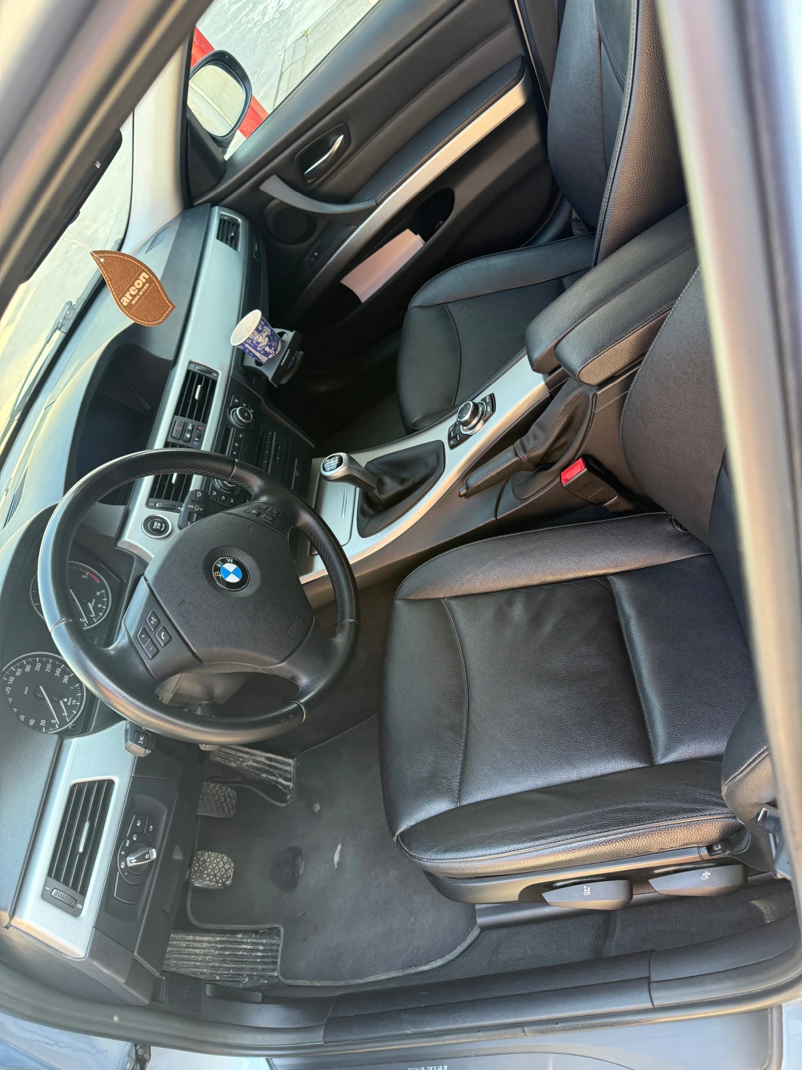 BMW 320 318d, снимка 10 - Автомобили и джипове - 53761309